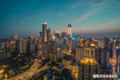 第二章：跨越双城——从成都到沉重庆，再回到家乡。