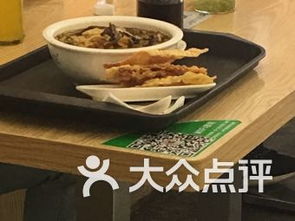 八、 鸡蛋灌饼摊：“早餐永远不嫌早”