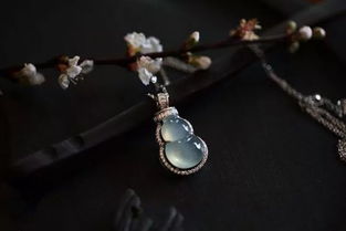 八字木旺水旺的女生,八字木旺无水的人带什么