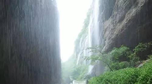 裂谷二次元打开方式