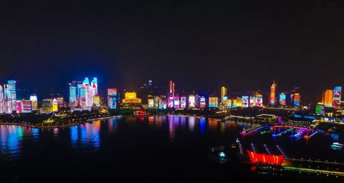 四、 游览周边景点，畅享休闲时光