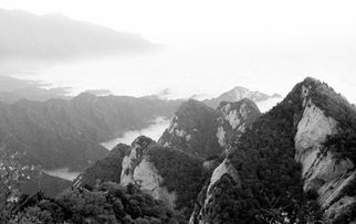 一、 山谷里的低语——古刹的诞生