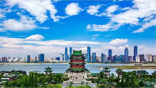 一、  南昌：红色文雅与天然魅力的完美融合