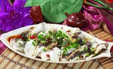 特色美食：舌尖上的春日盛宴（当地人强推）