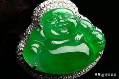 属龙男76年佩戴哪种玉石有利于婚姻，与属兔女搭配如何？