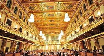 四、  从 “皇家客厅” 到 “游玩打卡地”：百年沉浮记