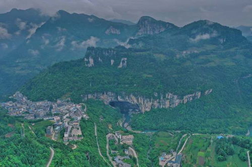 2. 那个地方的著名的“三清洞”到底有更多邪乎