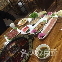 美食探险：舌尖上的惊喜(吓)