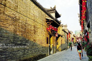 一、 历史持续发展的残垣断壁与尘土飞扬