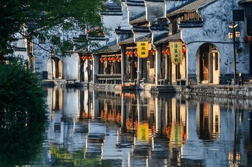 古镇寻踪：历史交融 (跟其他古镇差不多)