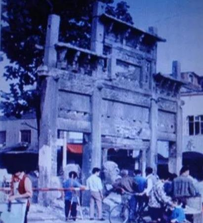 一、 初识1604路——从车厢到终点的奇遇