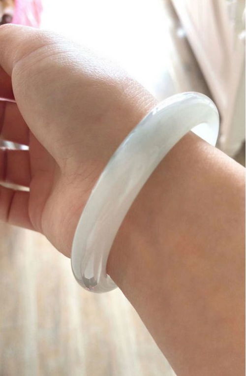 临危不惧的生肖是哪个？以及不宜戴玉手镯的五大生肖具体指哪些生肖？