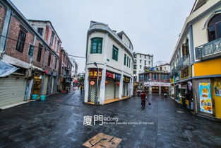3. 龙头路：热闹商业街与特色美食