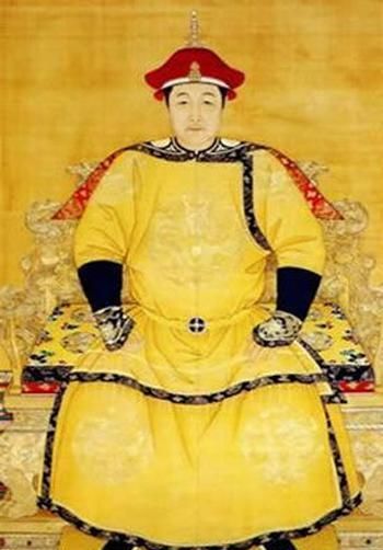 二、 隐藏在背后的政治领域压力与个人心境