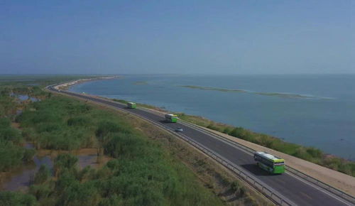 自驾路线：畅享旅途风光