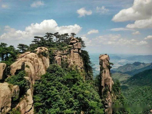 2. 夜游九华山：一种另类的体验？