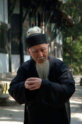 震惊！道士的钱包居然长这样！2026年财运大揭秘