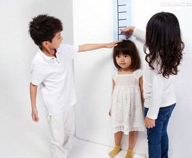 如何通过八字日柱判断妻子年龄？