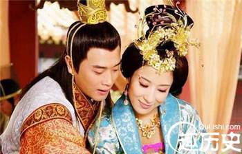 二、历代皇帝：妻妾数量的对比
