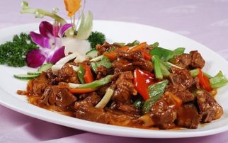 1. 爆炒羊羔肉：惠安堡的特色美食