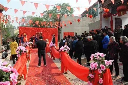 河南新蔡婚俗：传统婚嫁，风情万种，婚典盛宴！