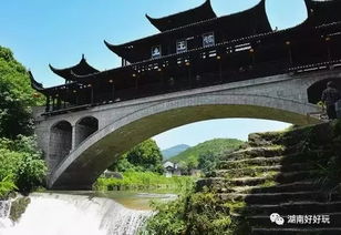 江口镇，两江交汇的地方