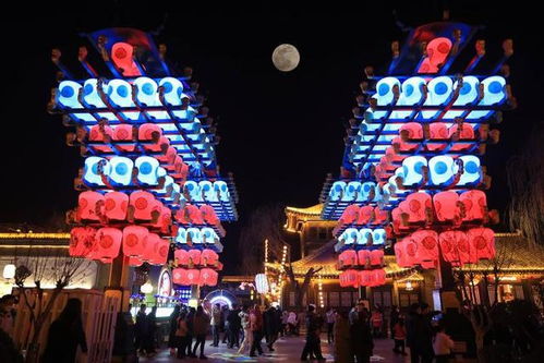 夜幕降临， 古都焕崭新颜
