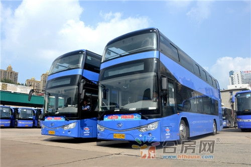 公交线的兴衰传奇：一场城市记忆的冒险