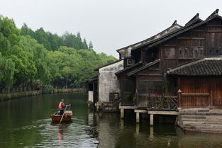 二、杭州：烟雨江南的浪漫与诗意