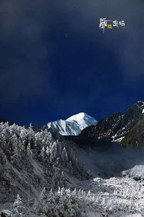 在珠峰脚下哪个城区隐藏着令人神往的古老韵味之谜？