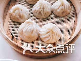 晚上：小笼包的诱惑