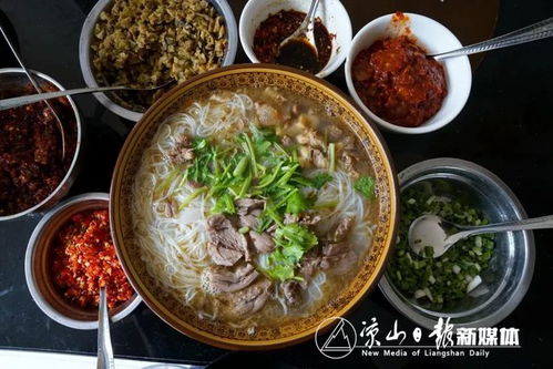 美食探险：肠胃的地狱之旅