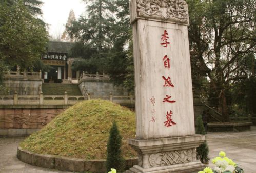 农民风水师一眼看出墓有问题，这墓的风水真的没问题吗？