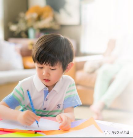 三、 孩子从较小到较大，对自己名字产生哪些心理状态作用于？（注：请不要把我当成心理状态医生， 我只是个普通人）