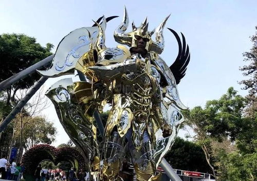 金牛座的黑暗圣衣和神圣衣，哪个更强大？