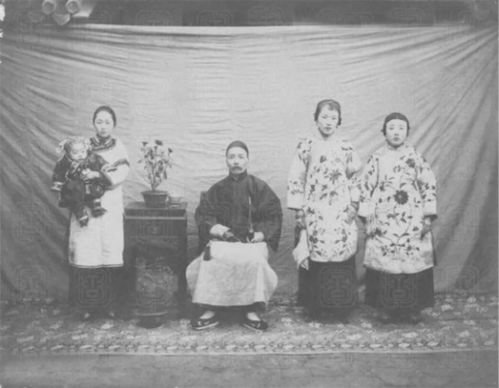 平民百姓：一夫一妻制的坚守者
