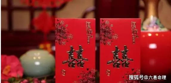 如何通过八字算命配对一览表查看姓名婚姻匹配？