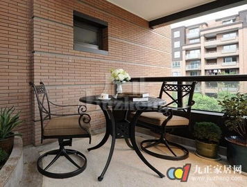 1. 全封闭式阳台：闷气太重？