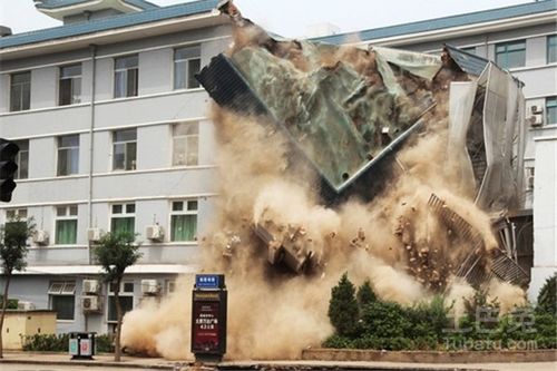 孕妇梦见爆炸后楼房倒塌