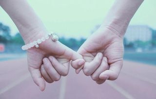 风水布局：如何改善“三两九女命”的婚姻运势？