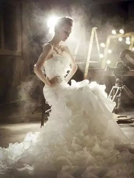 婚纱代表啥？代表贵啊！