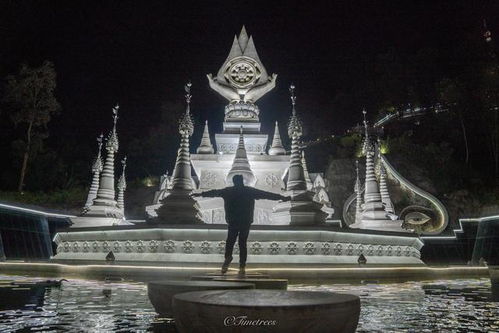 踏入神秘：怎样触摸千年古塔的脉搏
