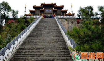 塔院寺：较大白塔下的希望