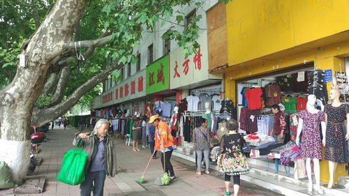 店面外观：破陈旧却有温度