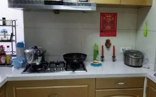 厨房贴灶王爷的最佳位置是哪里？那些不为人知的风水秘密
