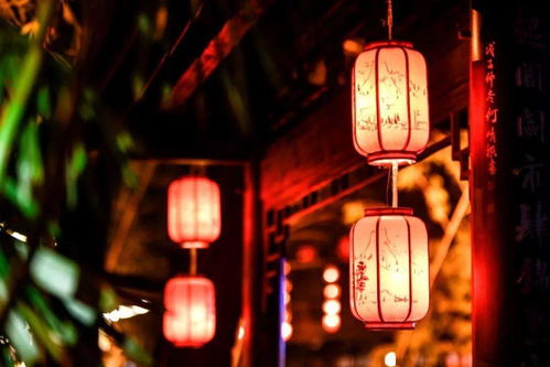 月圆夜， 元宵灯下