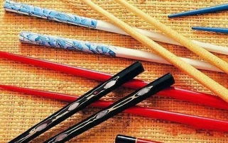 震惊！你家筷子这样放会倒大霉！2026年运势全毁了！