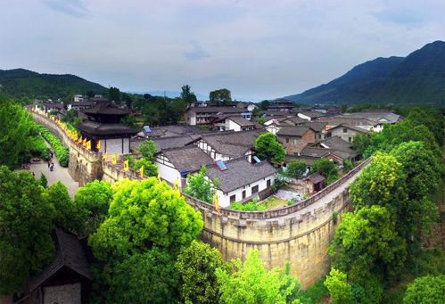 崔家河沿汉代古城：考古人员者阝哭了