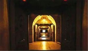 第一章：古墓传说——我那不靠谱的寻宝梦