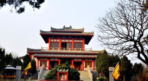 最后再来看忠告三条：
1.带足现金ATM机在半山腰
2.穿运动鞋路况差极了
3.如果看到喷墨画像卖18块钱...买两张送朋友当礼物绝对显得特别土豪！
本指南纯属个人观点 如有雷同纯属巧合(≧▽≦)
项目类型评分
性价比★★★★☆
服务态度★☆☆☆☆
*提示：该表格仅供参考* 
文章撰写于雨季 | 清明节虚假期第三天 | 作者心情：既兴奋又困惑(づ￣ ³￣)づ✧